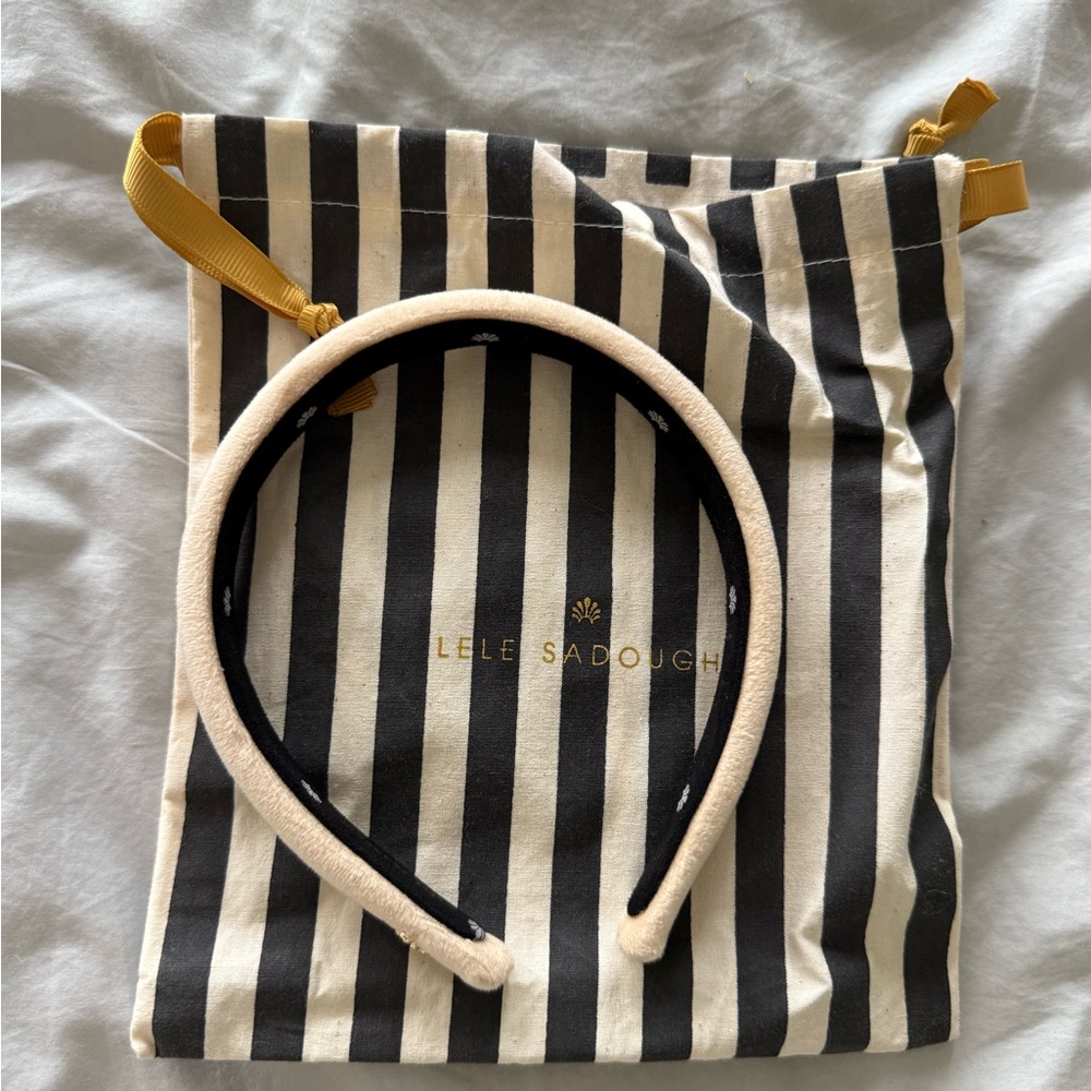 Lele Sadoughi Beige Headband with Striped Pouch